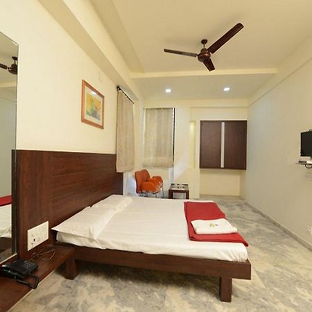 Hotel Rahi Inn Vadodara Eksteriør bilde