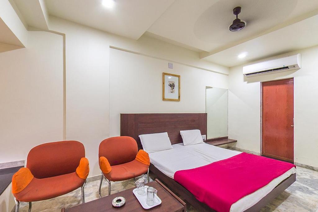 Hotel Rahi Inn Vadodara Eksteriør bilde